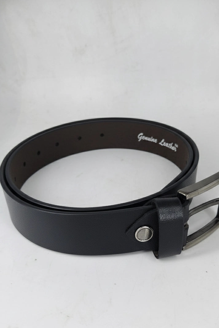 Luxury Black Genuine Leather Belt with Textured Gunmetal Buckle