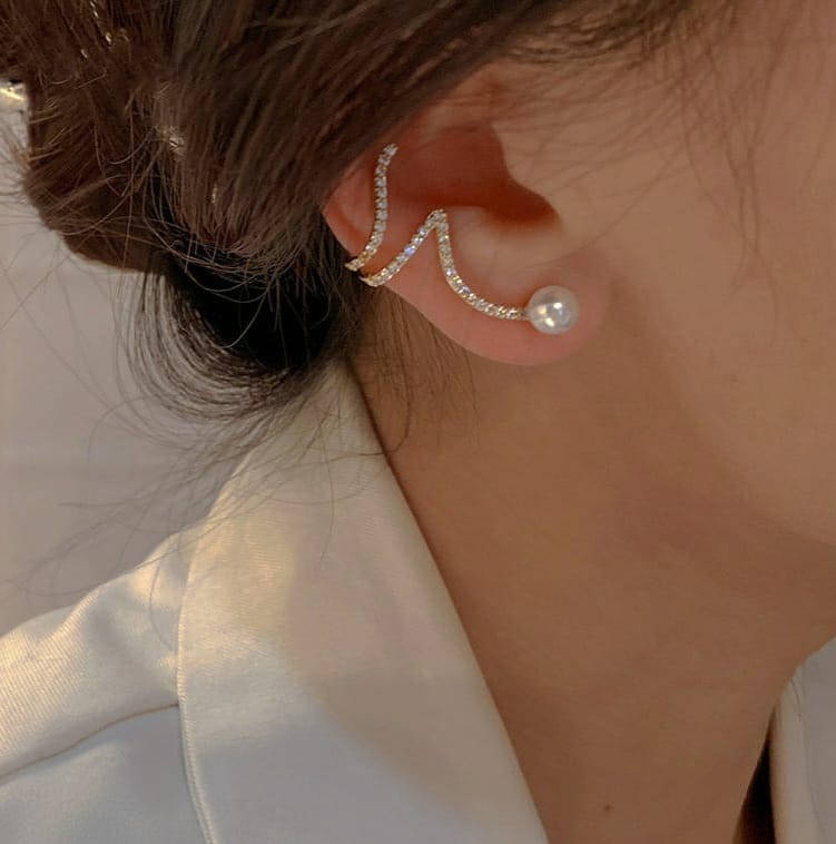 Women pearl Earrings
