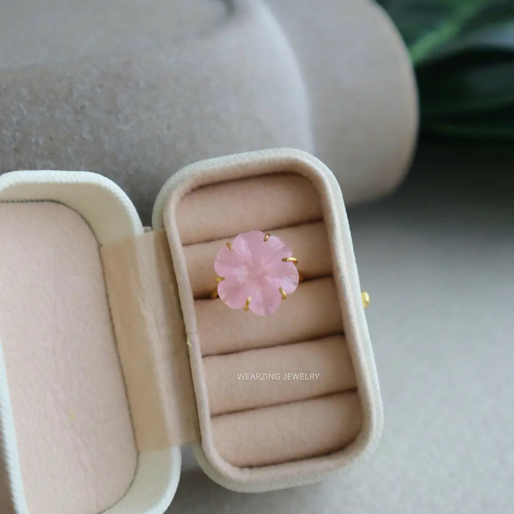 Kunzite Flower Craved Ring