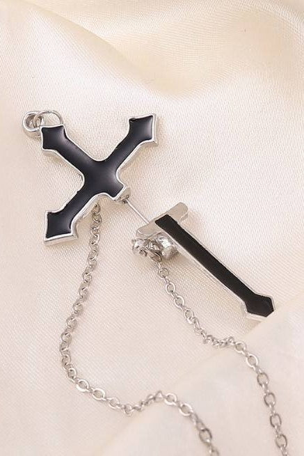 Cross Earcuff