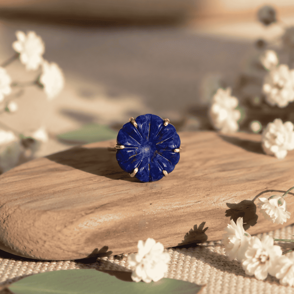 Lapis Lazuli Flower Craved Ring
