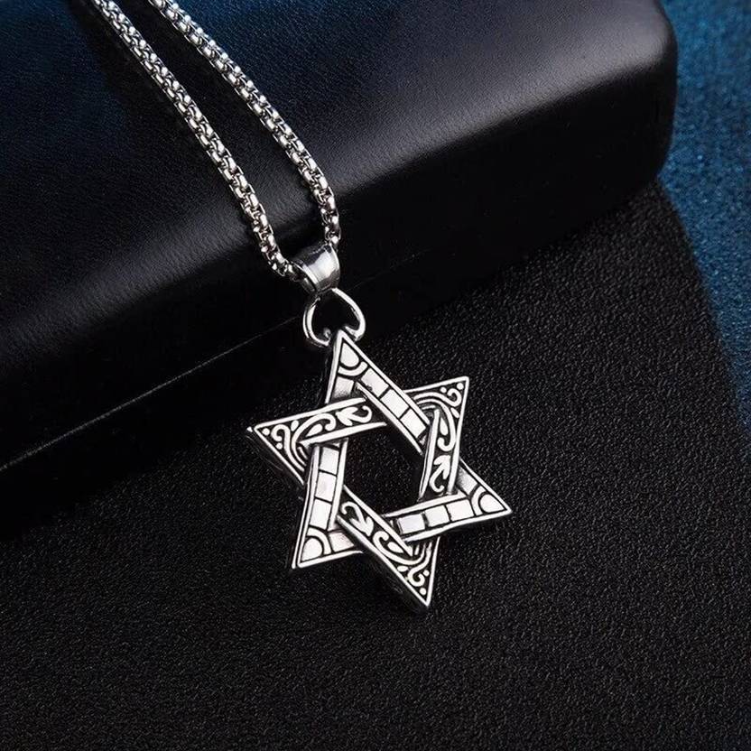 Men's Star pendant necklace
