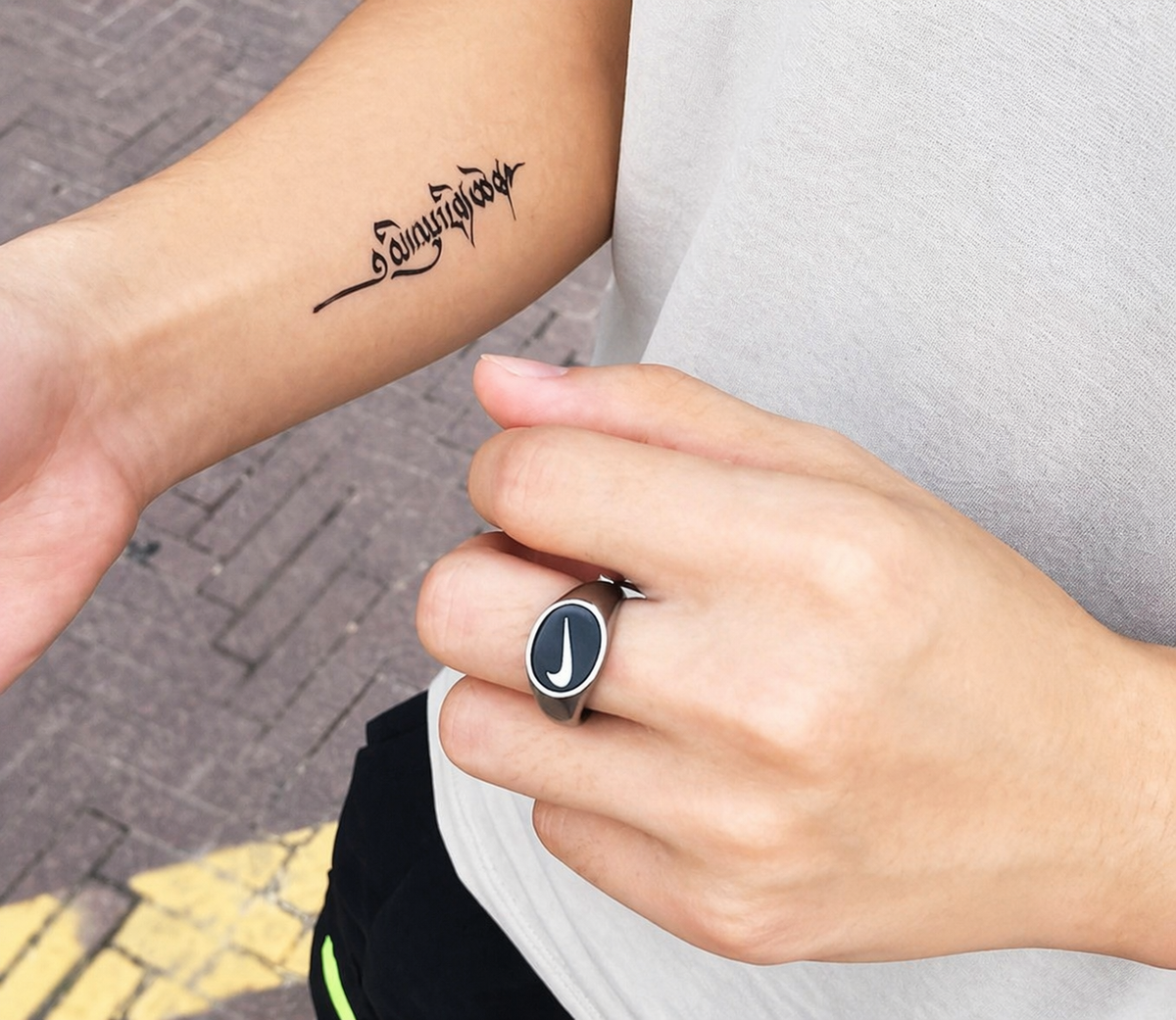 Trending Logo Couple Ring Set